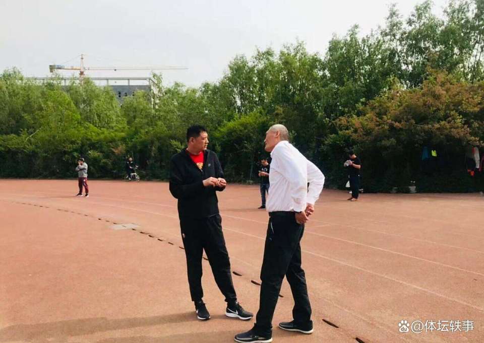 高速俱乐部, inews, 树时